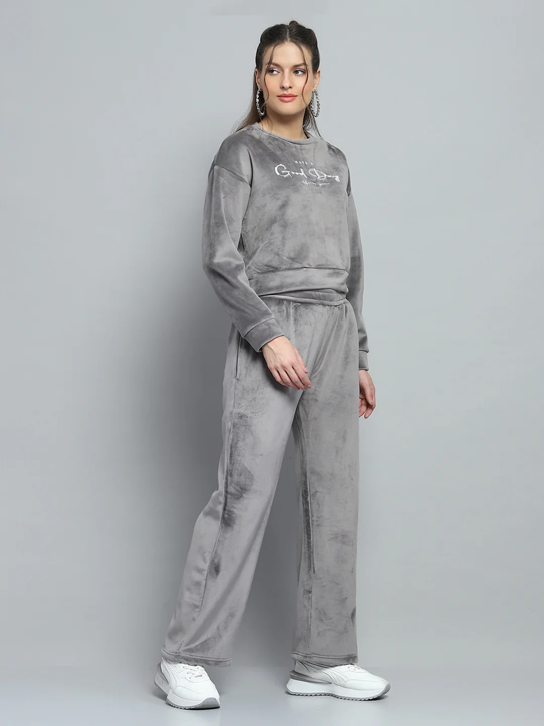 Women Grey Printed Round Neck Full Sleeve Cords Set - Image 4