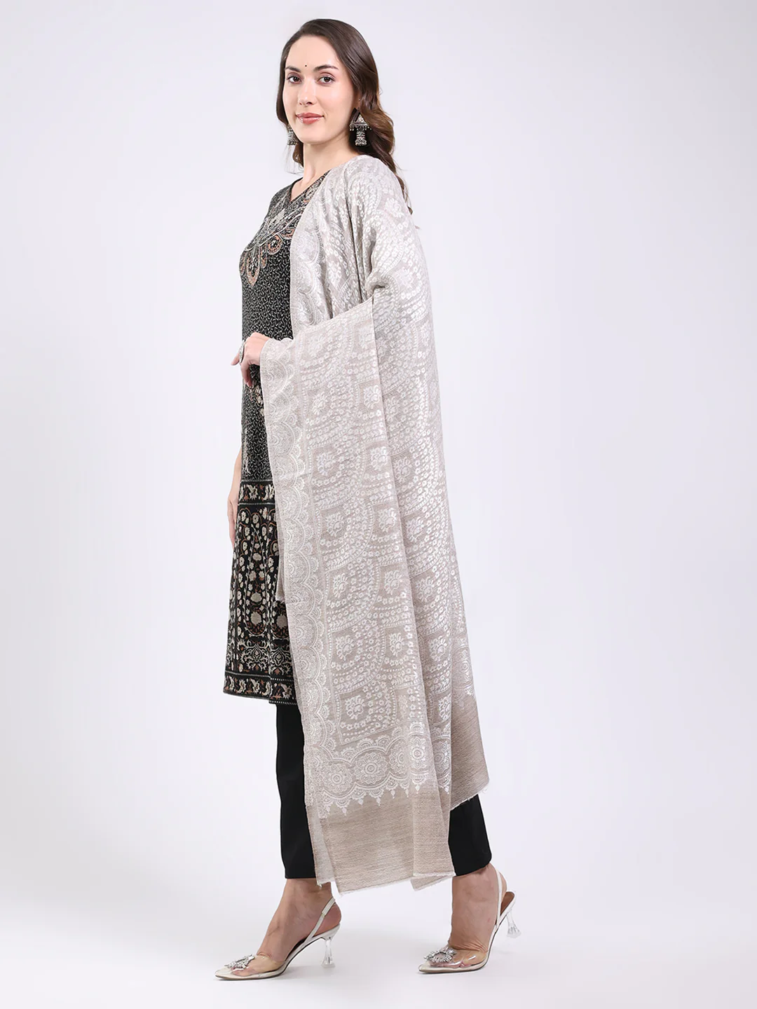 Women Grey Printed Wool Blend Shawl - Image 3