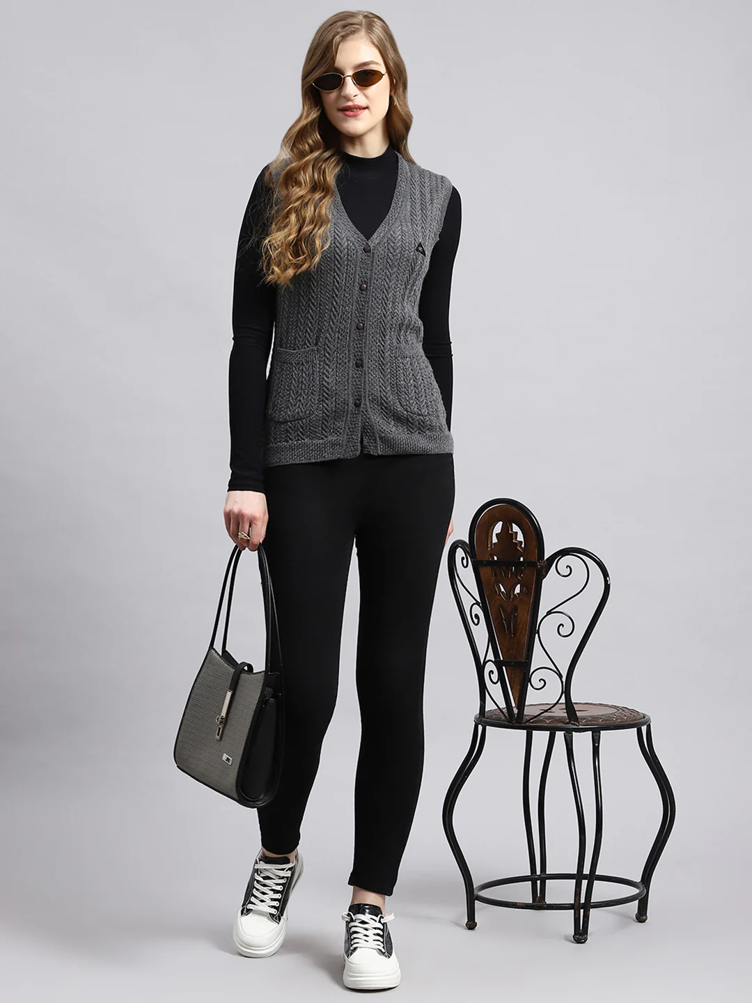 Women Grey Self Cardigan - Image 5