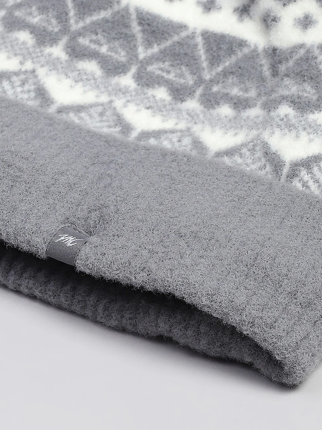Women Grey Self Design Cap - Image 7