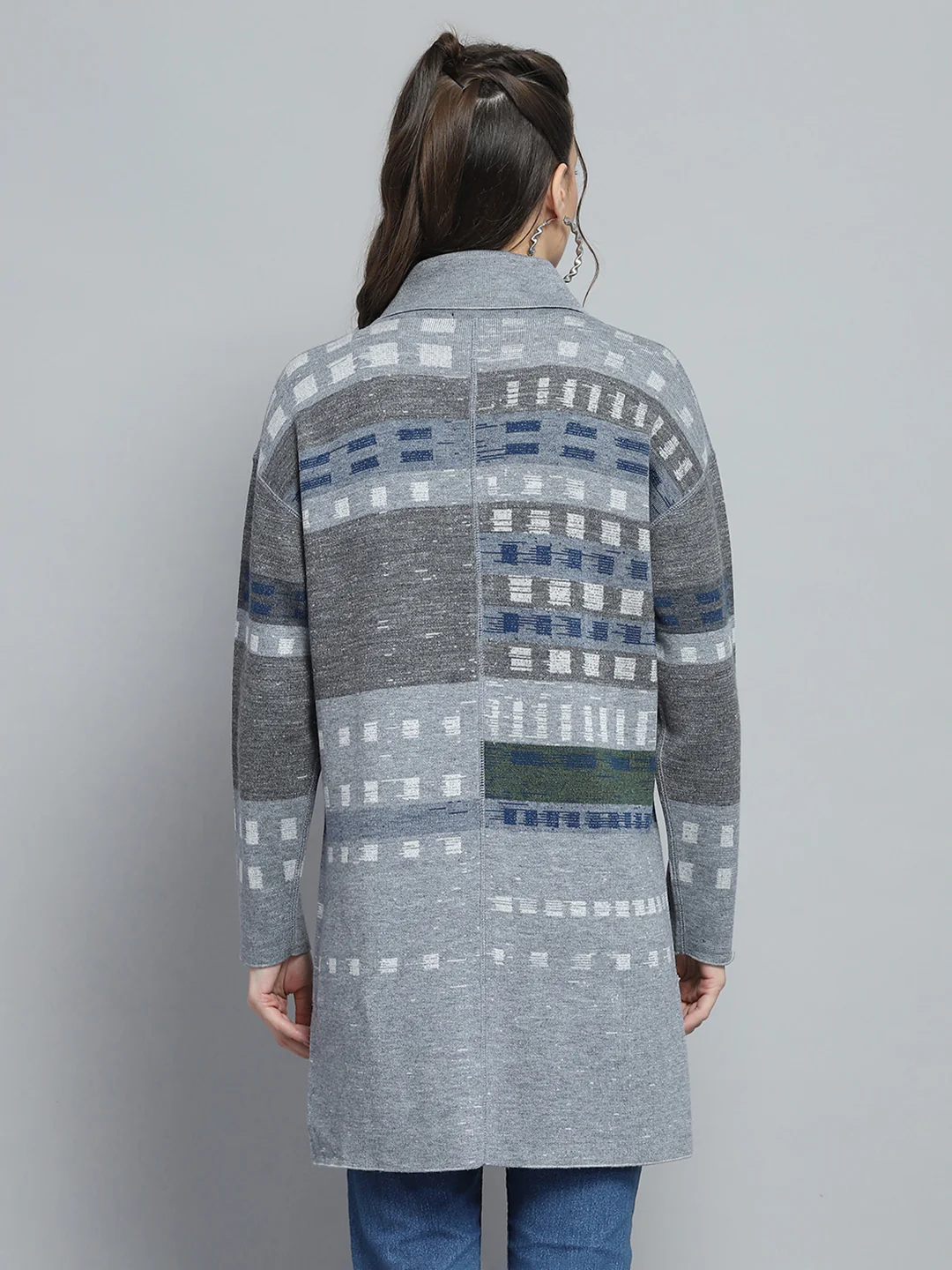 Women Grey Self Design Collar Full Sleeve Cardigan - Image 5