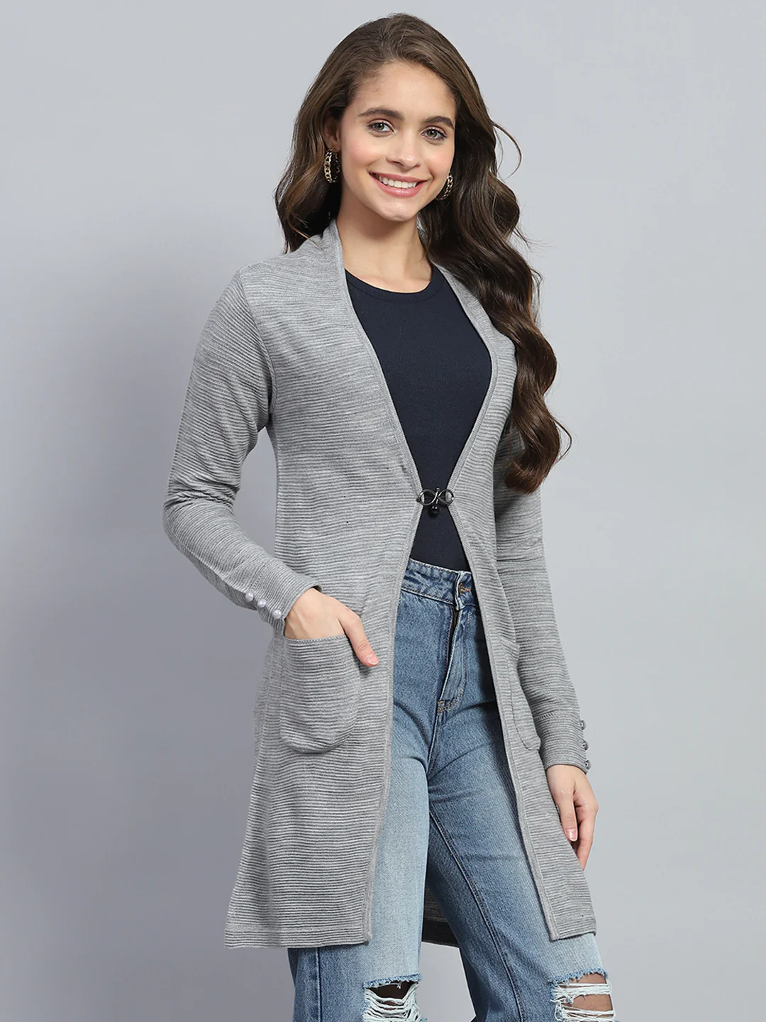 Women Grey Self Design Round Neck Full Sleeve Cardigan - Image 4
