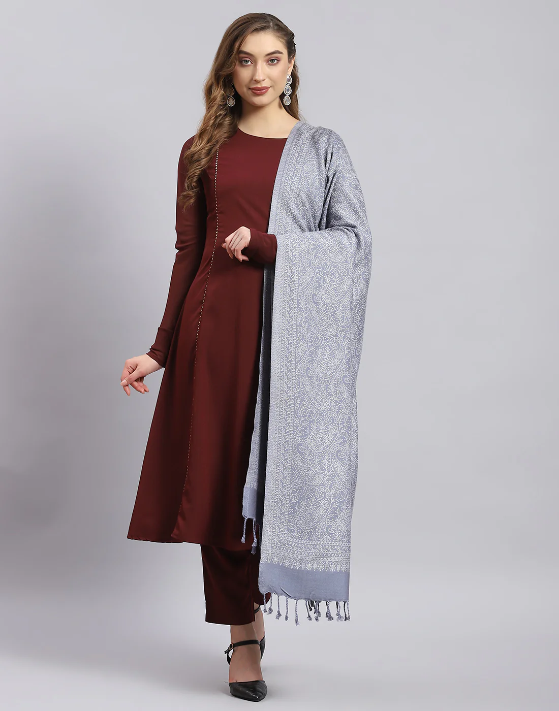 Women Grey Self Design Shawl - Image 2
