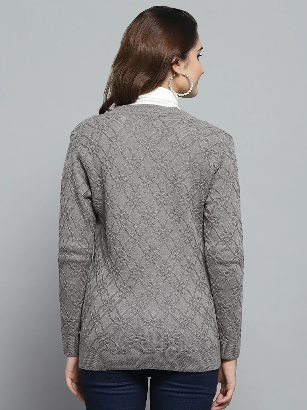 Women Grey Self Design V Neck Full Sleeve Cardigan - Image 5