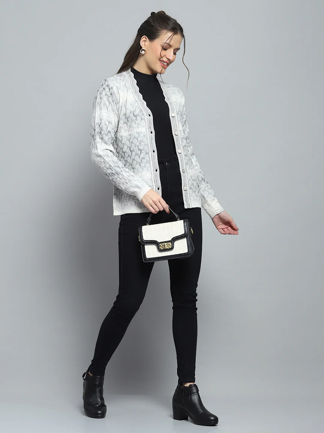 Women Grey Self Design V Neck Full Sleeve Cardigan - Image 2
