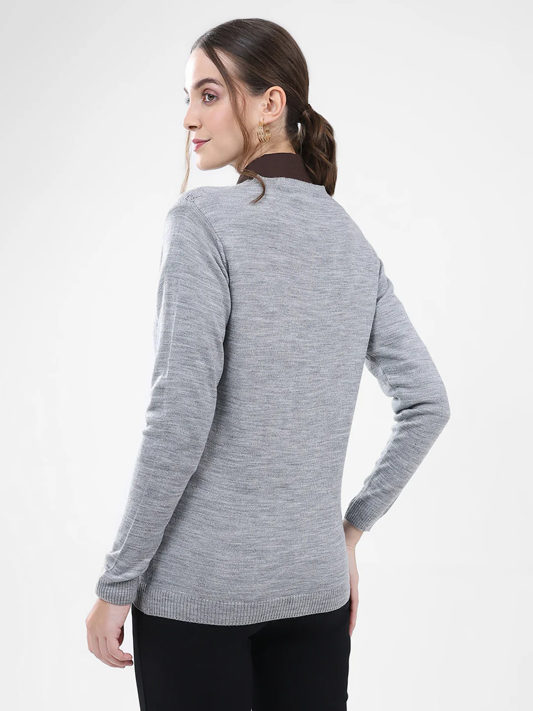 Women Grey Self Design V Neck Full Sleeve Cardigan - Image 5