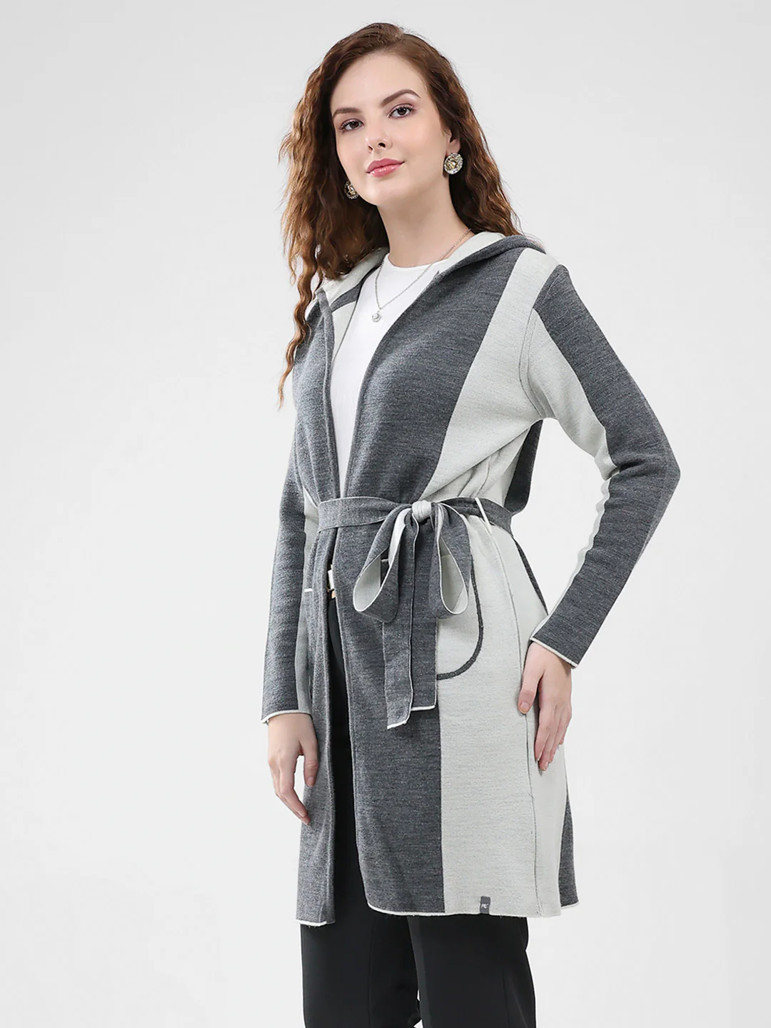 Women Grey Solid Hooded Full Sleeve Cardigan - Image 3