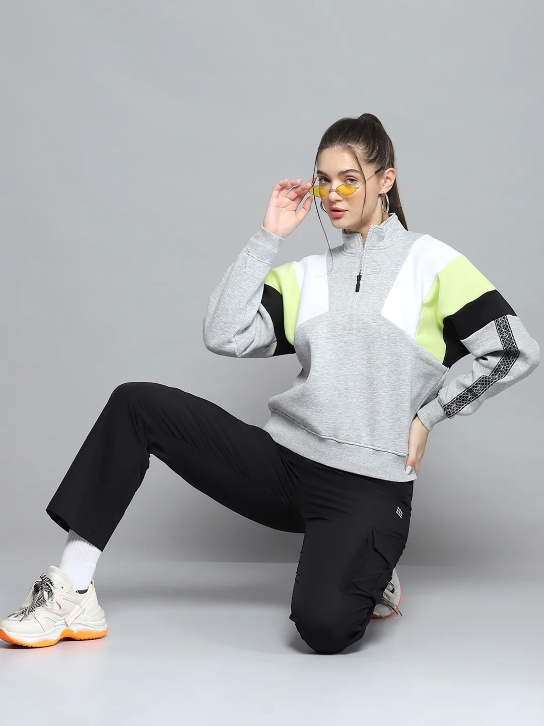 Rock.it Women Grey Solid Mock Neck Full Sleeve Sweatshirt - Image 2