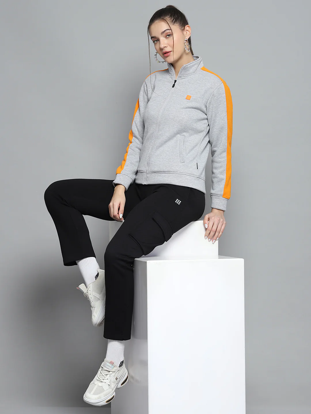 Rock.it Women Grey Solid Mock Neck Full Sleeve Sweatshirt - Image 2