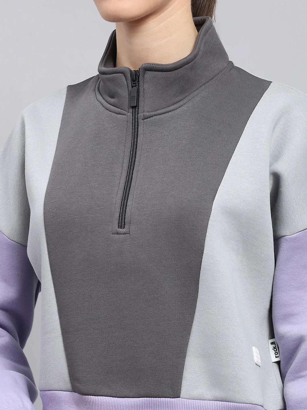 Rock.it Women Grey Solid Mock Neck Full Sleeve Tracksuit - Image 6