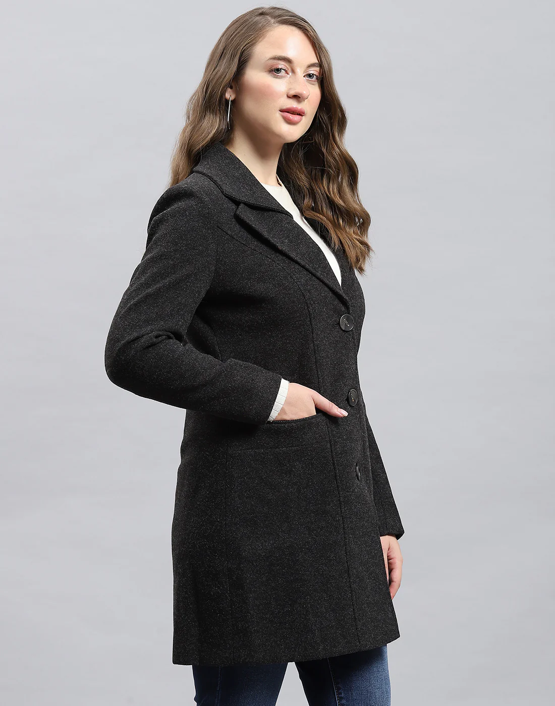 Women Grey Solid Notch Lapel Collar Full Sleeve Coat - Image 4