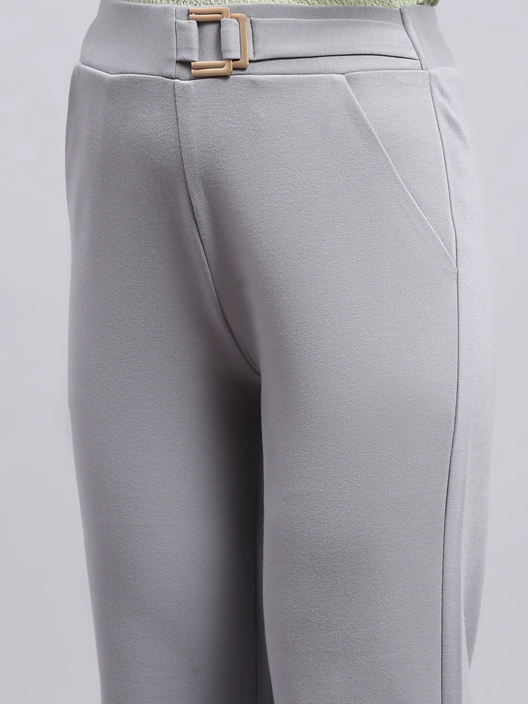Women Grey Solid Regular Fit Jegging - Image 6