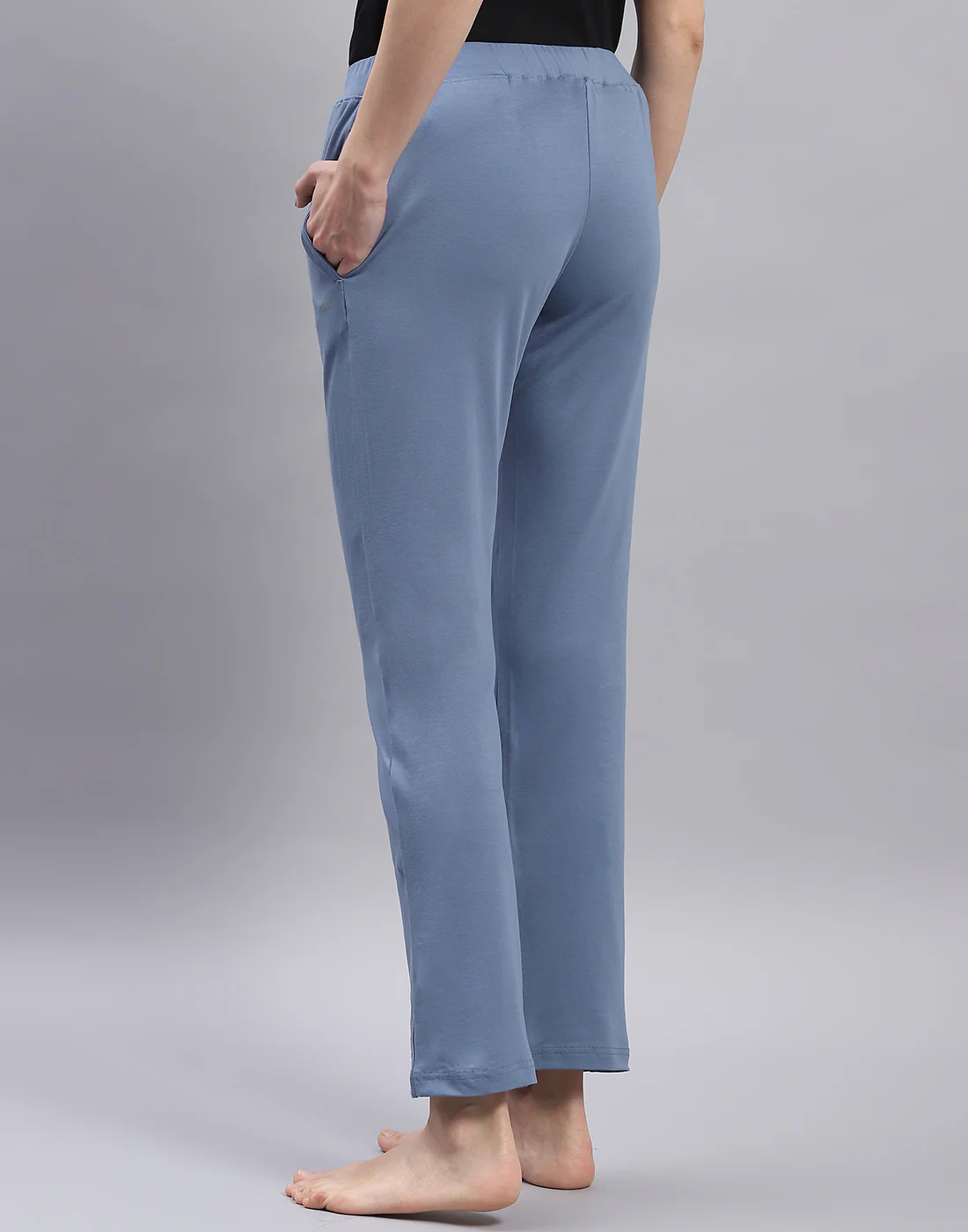 Women Grey Solid Regular Fit Lower - Image 5
