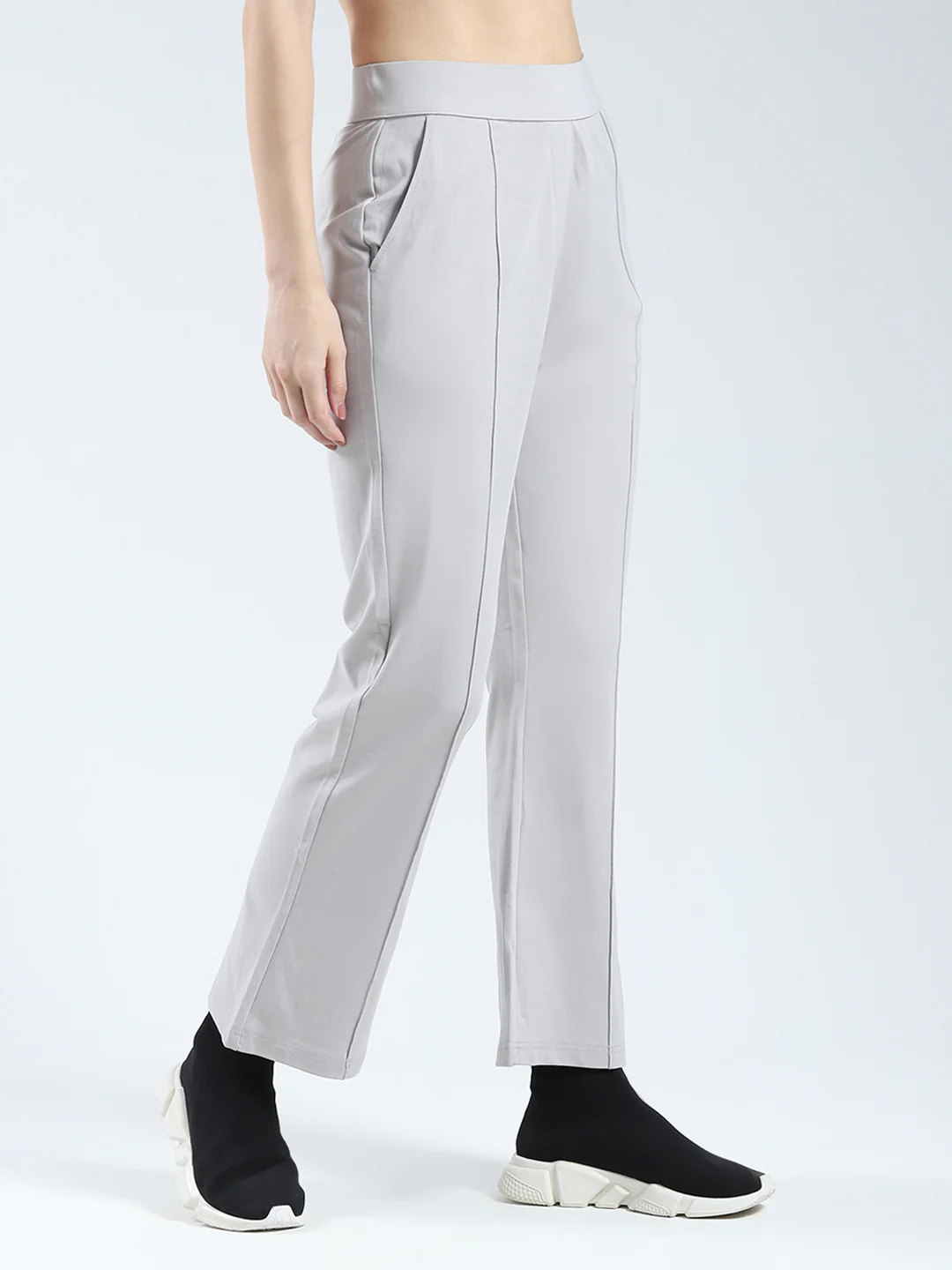 Rock.it Women Grey Solid Regular Fit Pant - Image 4