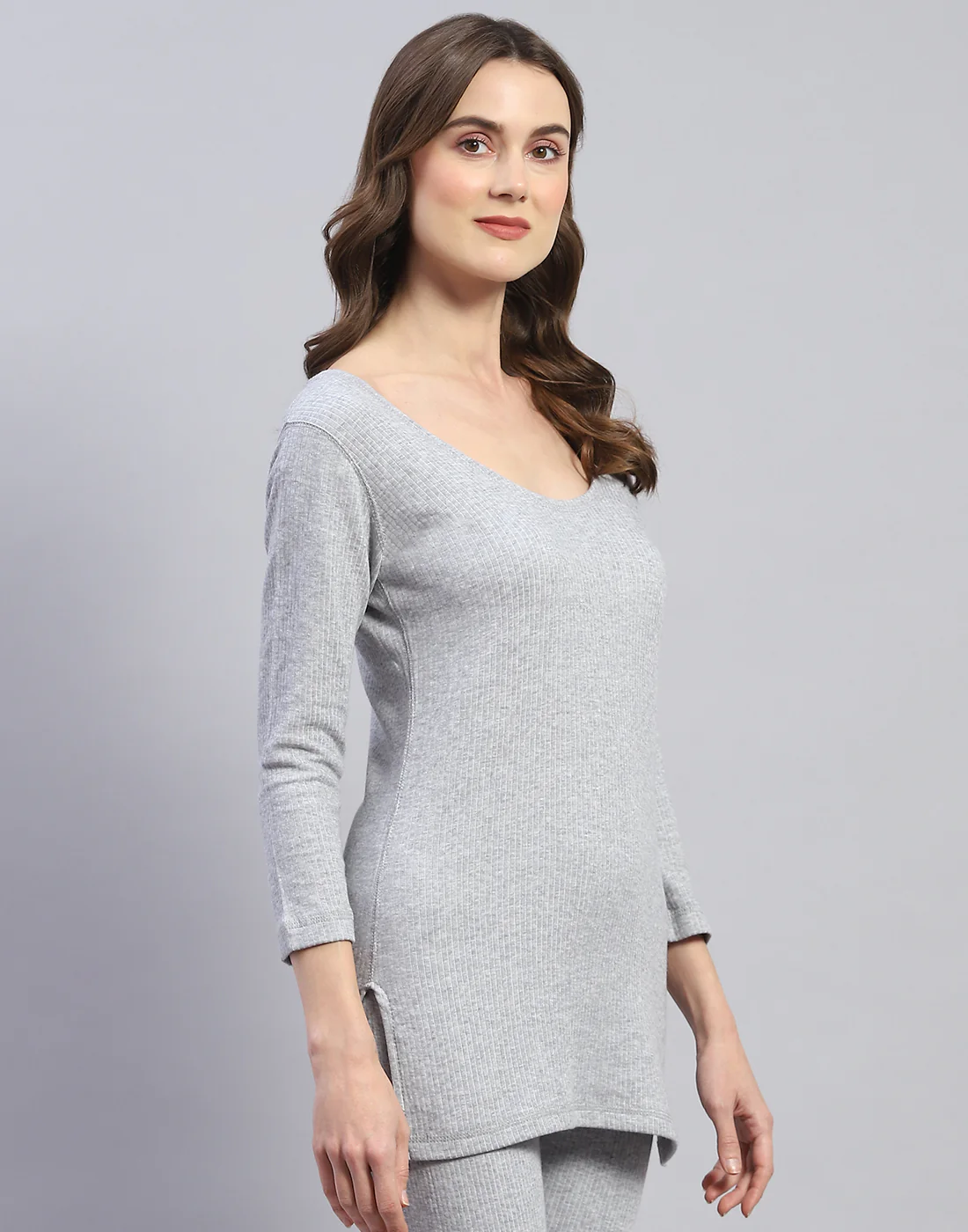 Women Grey Solid Round Neck 3/4 Sleeve Thermal Vest - Image 4
