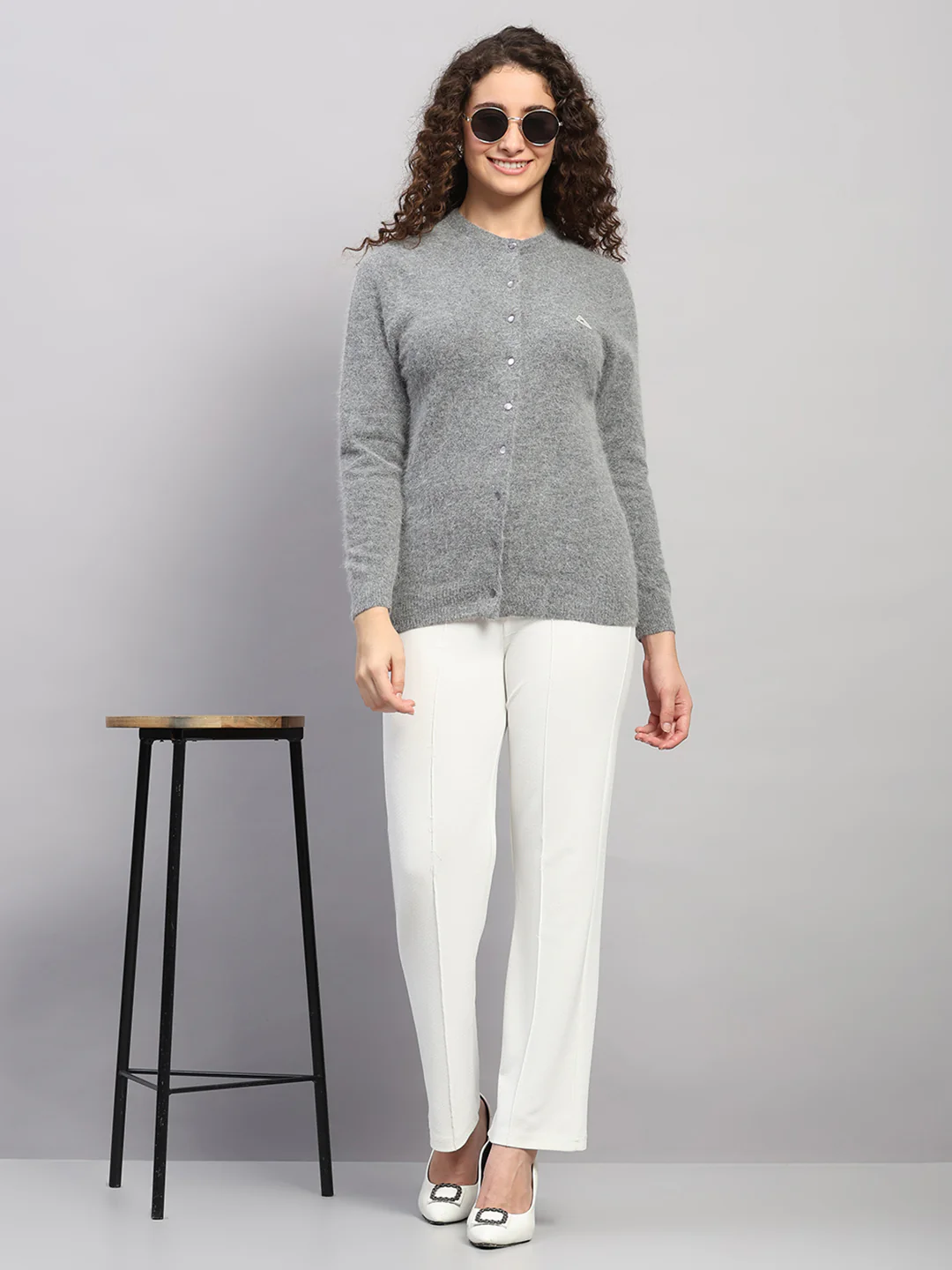 Women Grey Solid Round Neck Full Sleeve Cardigan - Image 2