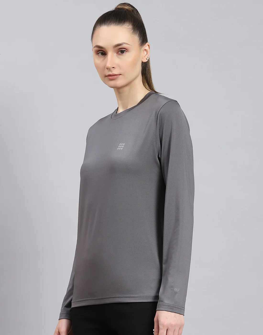 Rock.it Women Grey Solid Round Neck Full Sleeve Top - Image 4