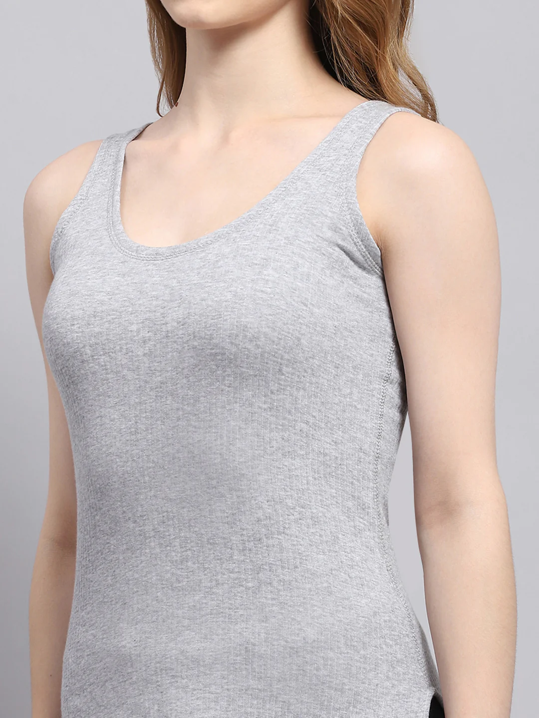 Women Grey Solid Round Neck Sleeveless Thermal Vest - Image 6