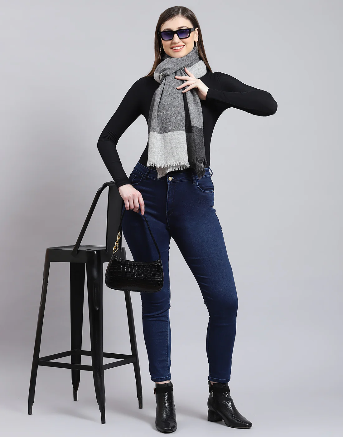 Women Grey Solid Stole - Image 2