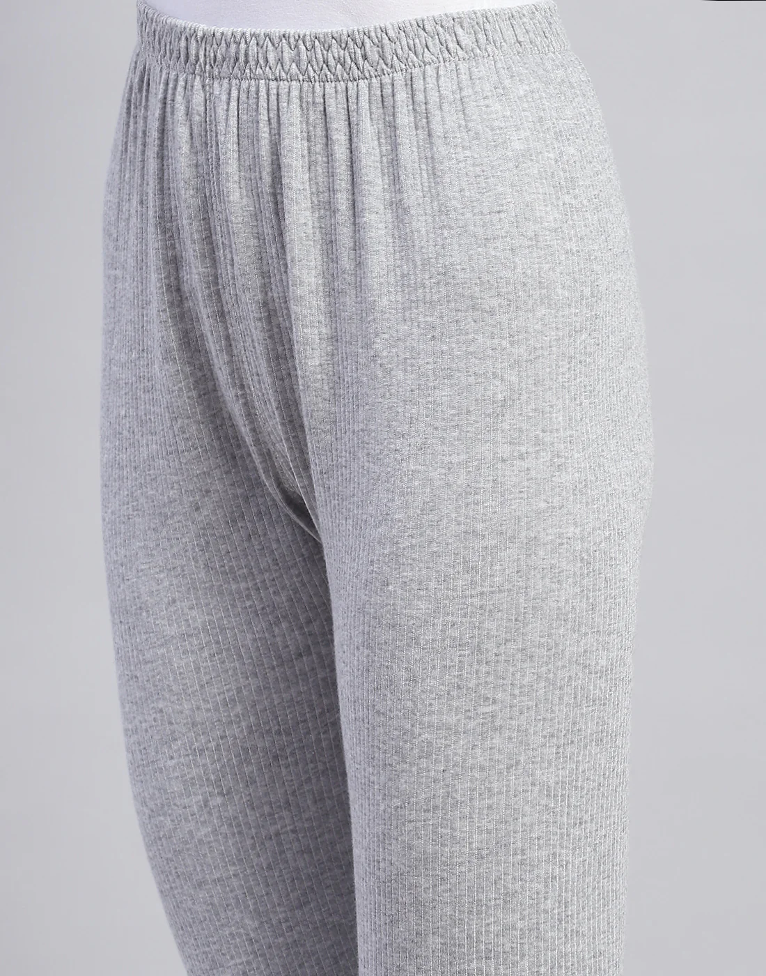 Women Grey Solid Thermal Lower - Image 6