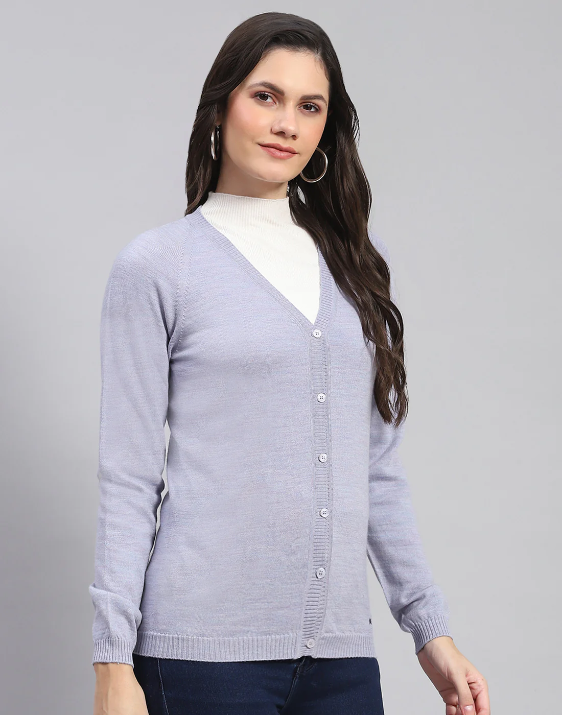Women Grey Solid V Neck Full Sleeve Cardigan - Image 4