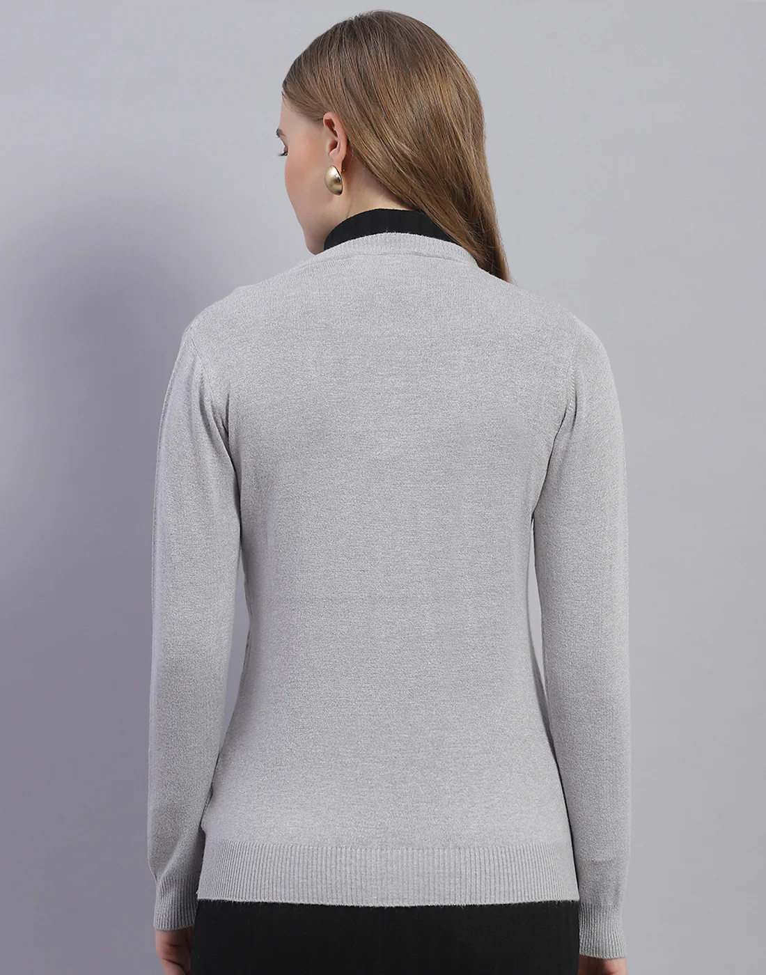 Women Grey Solid V Neck Full Sleeve Cardigan - Image 5