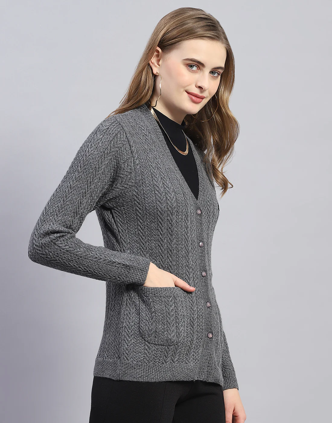 Women Grey Solid V Neck Full Sleeve Cardigan - Image 4