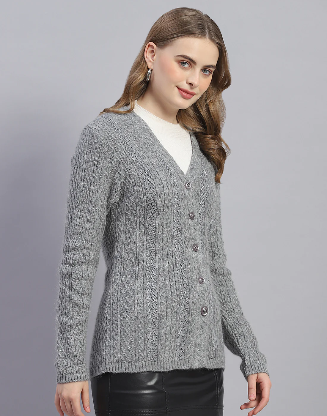Women Grey Solid V Neck Full Sleeve Cardigan - Image 4