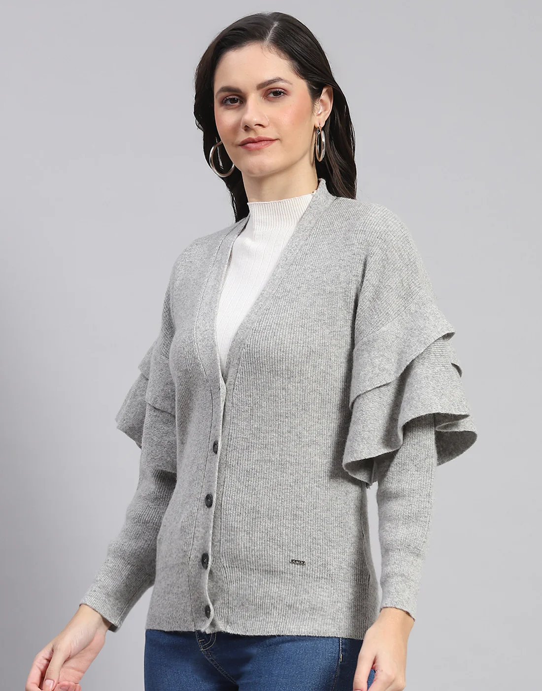 Women Grey Solid V Neck Full Sleeve Cardigan - Image 3