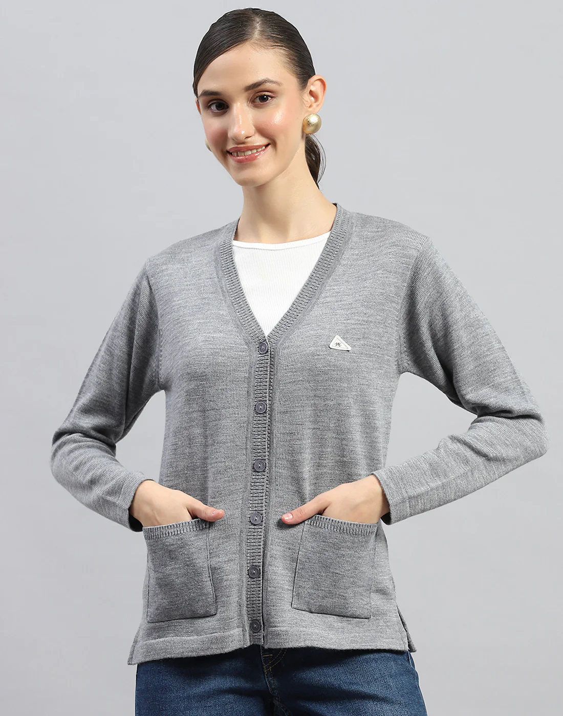 Women Grey Solid V Neck Full Sleeve Cardigan - Image 2