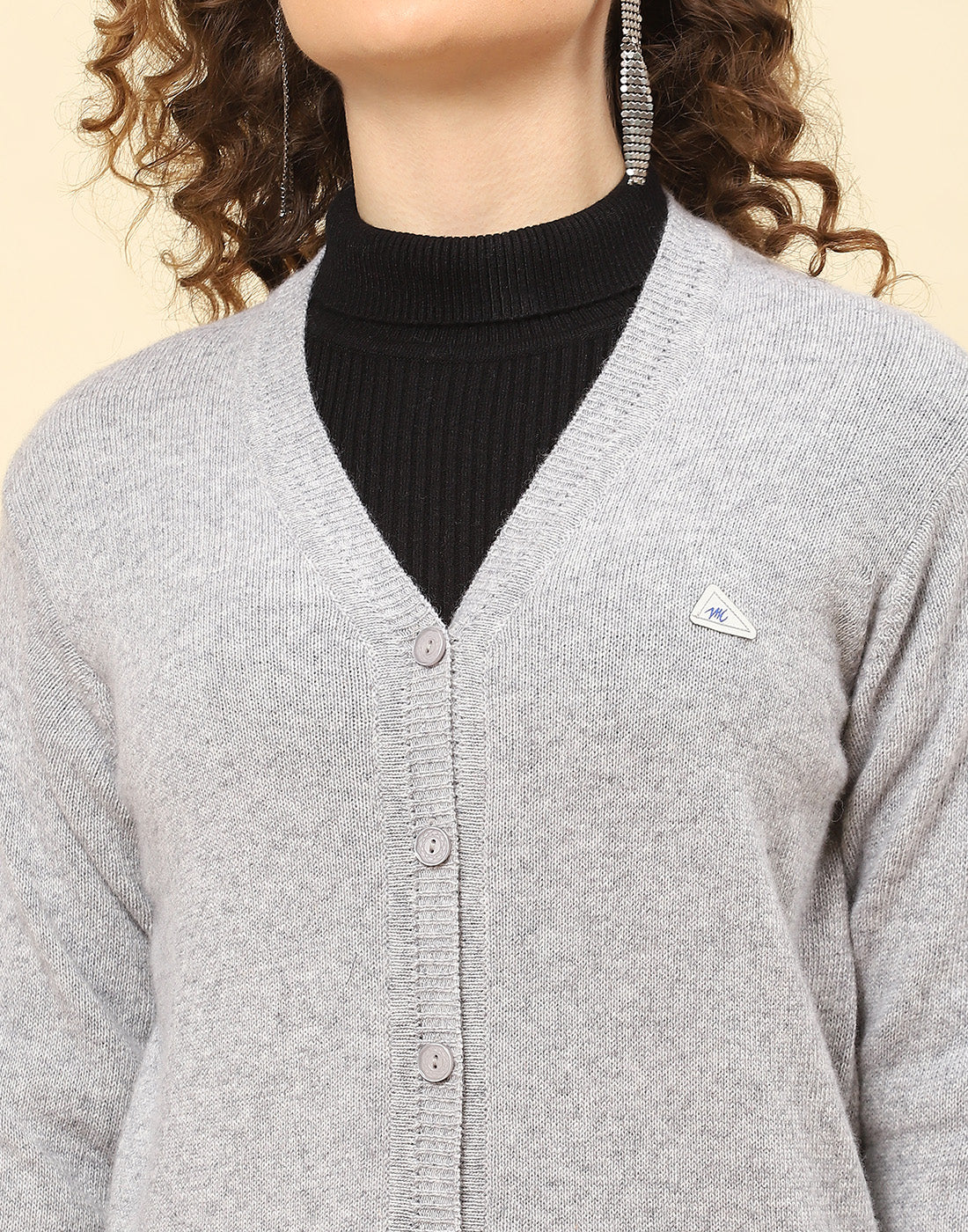 Women Grey Solid V Neck Full Sleeve Cardigan - Image 6