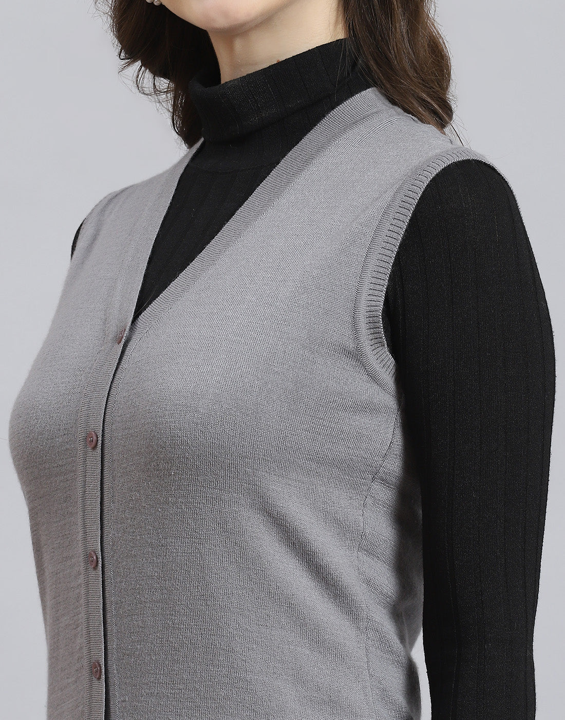 Women Grey Solid V Neck Sleeveless Cardigan - Image 7
