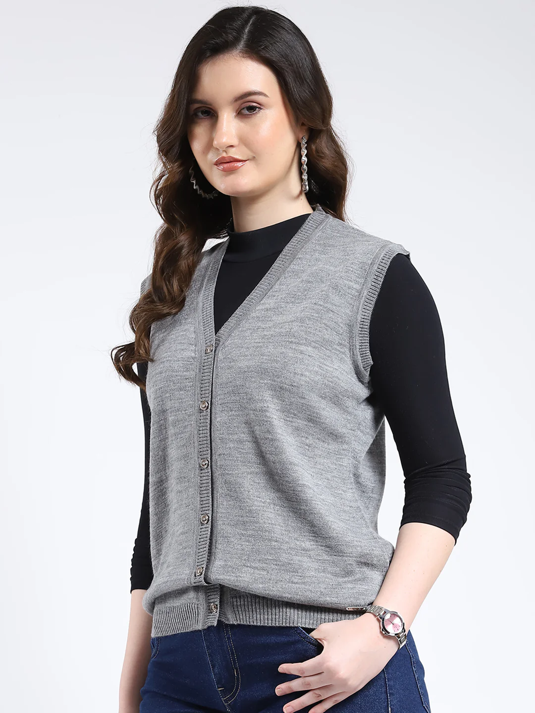 Women Grey Solid V Neck Sleeveless Cardigan - Image 3