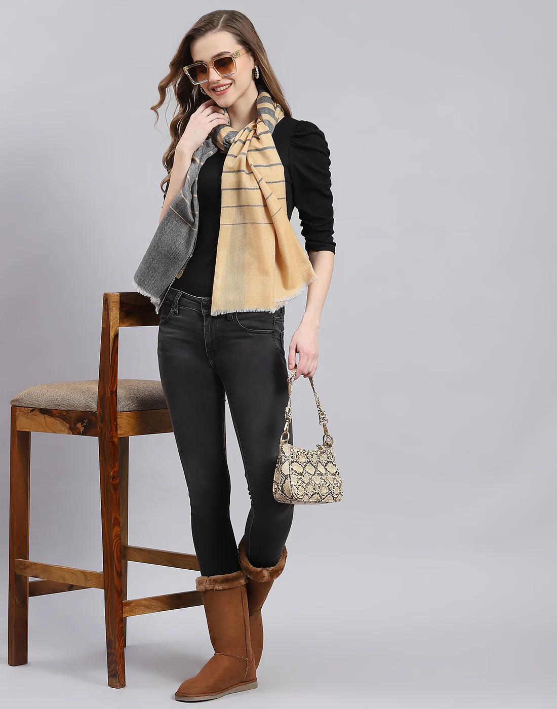 Women Grey Stripe Stole - Image 2