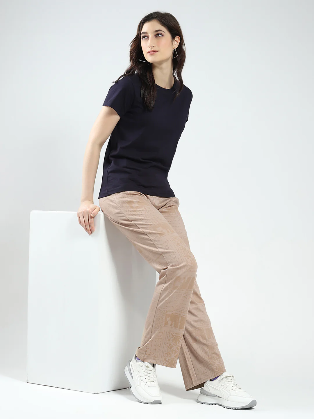 Women Khaki Printed Regular Fit Lower - Image 2