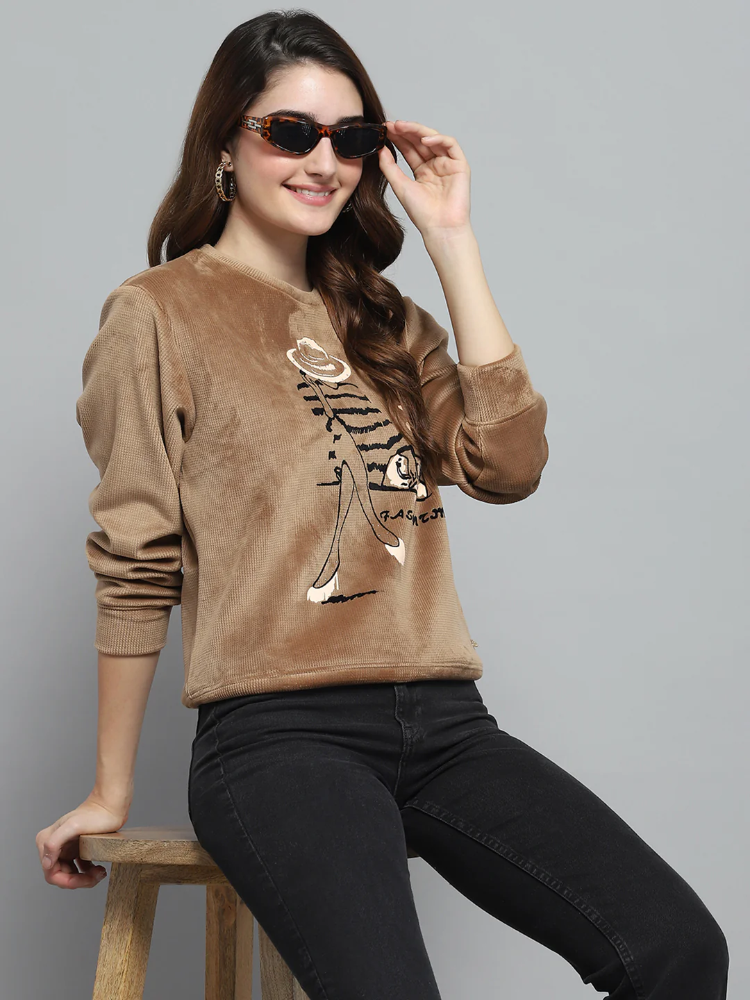 Women Khaki Printed Round Neck Full Sleeve Sweatshirt - Image 6