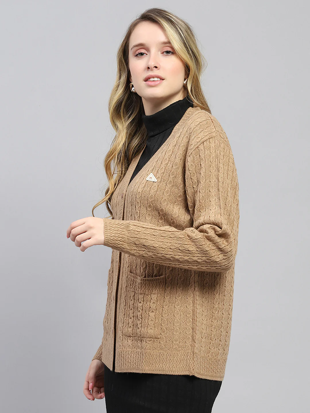 Women Khaki Self Design V Neck Full Sleeve Cardigan - Image 3