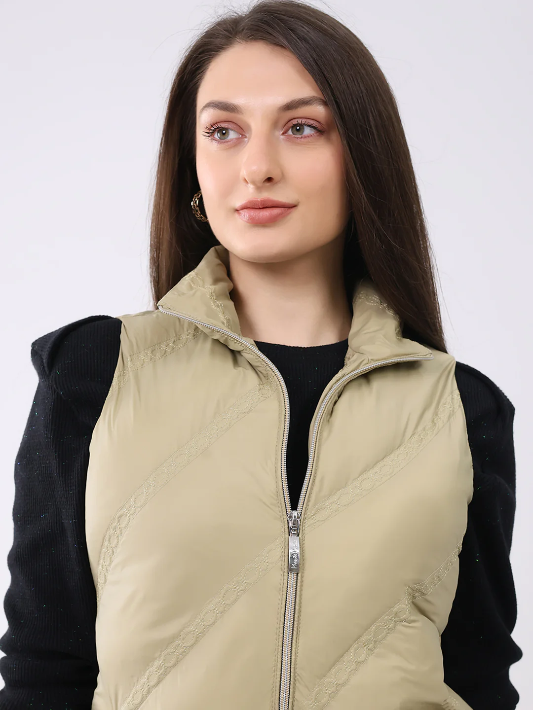 Women Khaki Solid Collar Sleeveless Jacket - Image 7