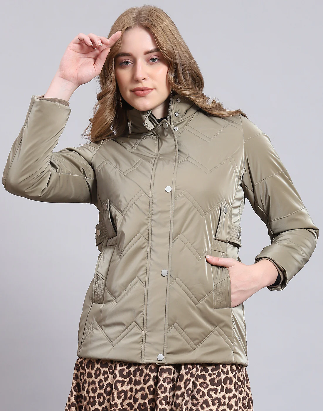 Women Khaki Solid Stand Collar Full Sleeve Jacket - Image 3