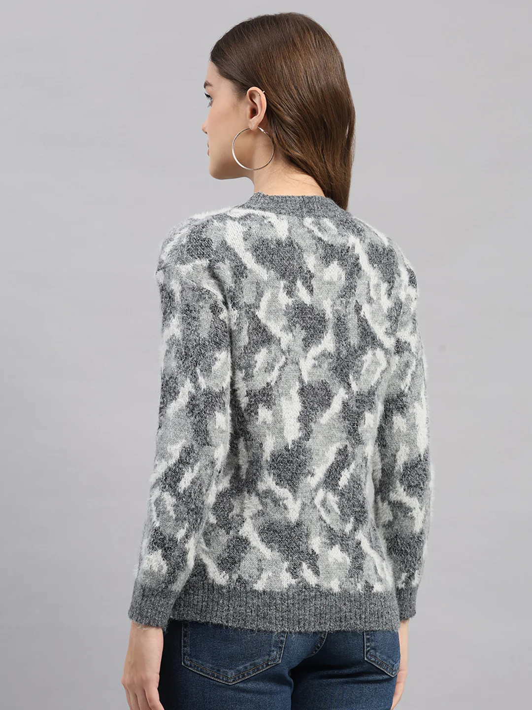 Women Light Grey Self Design Round Neck Full Sleeve Winter Top - Image 5