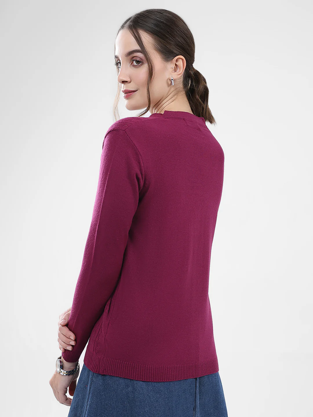 Women Magenta Self Design V Neck Full Sleeve Cardigan - Image 5