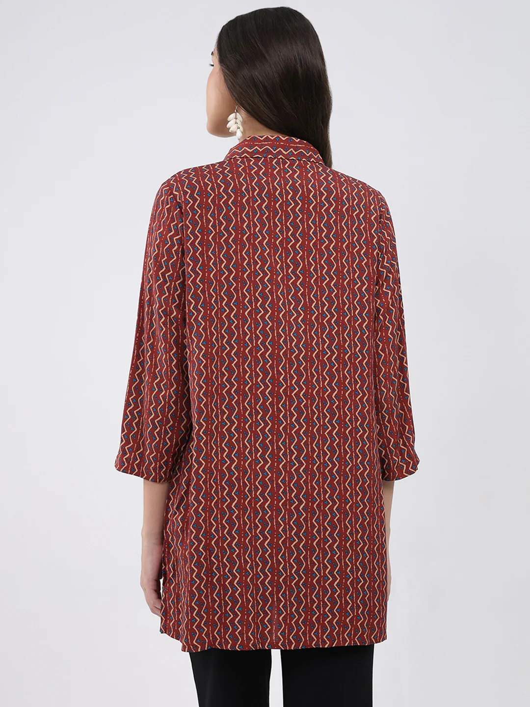 Women Maroon Printed Collar 3/4th Sleeve Winter Kurti - Image 5