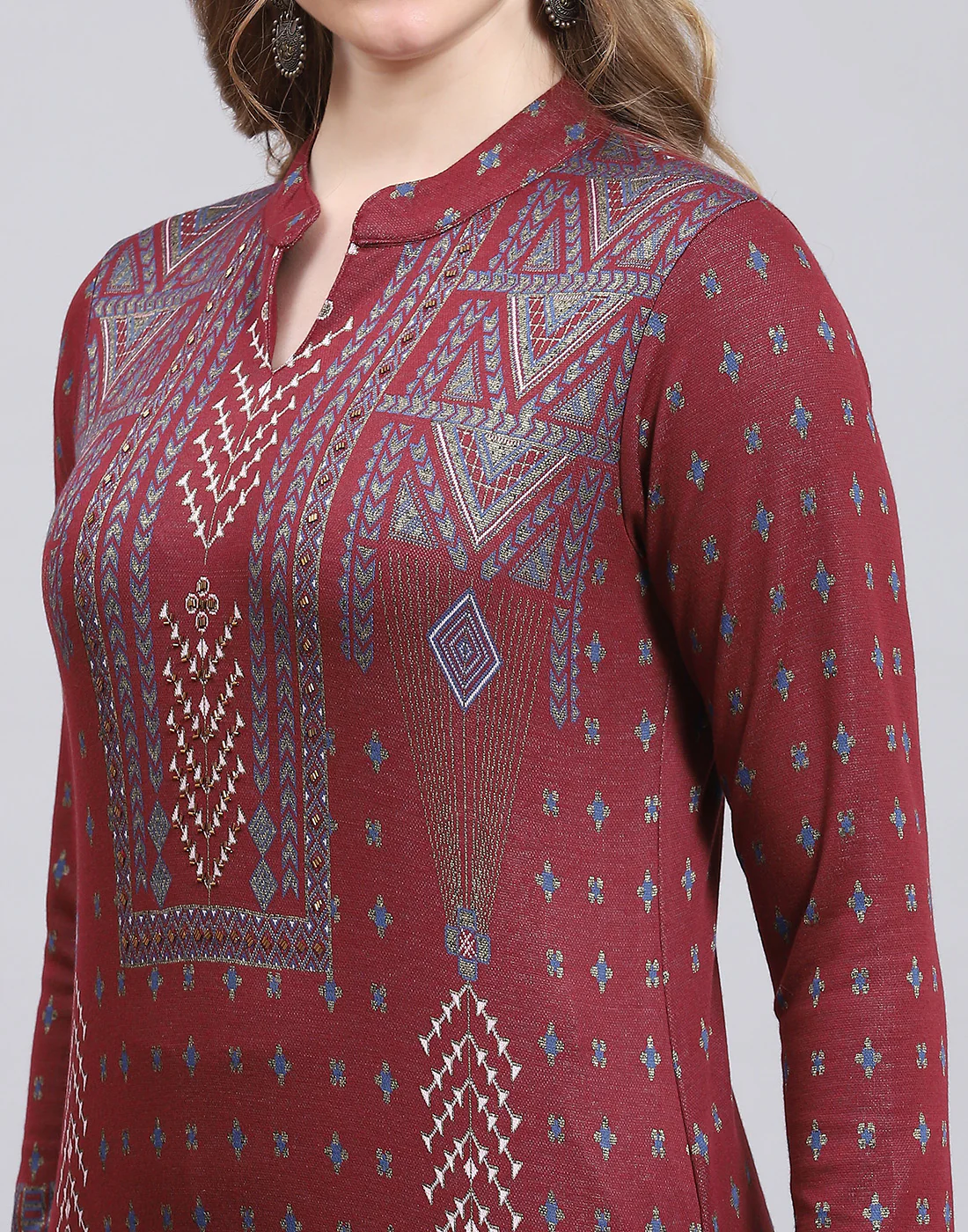Women Maroon Printed Collar Full Sleeve Kurtis Set - Image 2