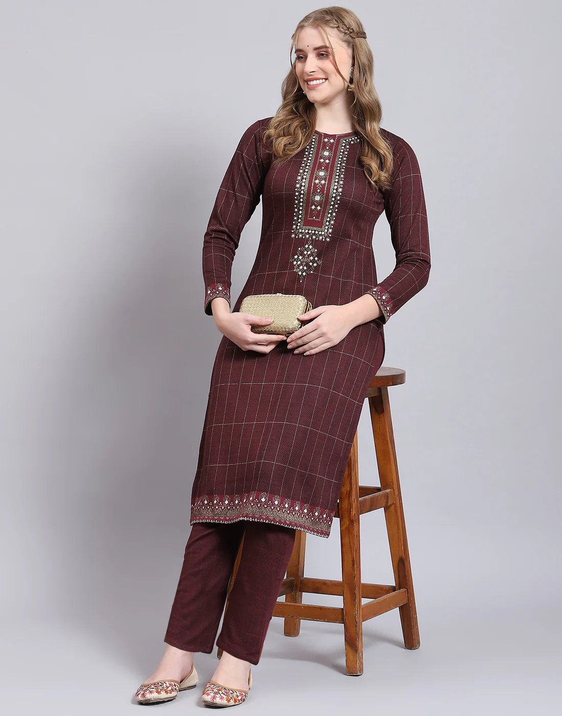 Women Maroon Printed Collar Full Sleeve Kurtis Set - Image 2