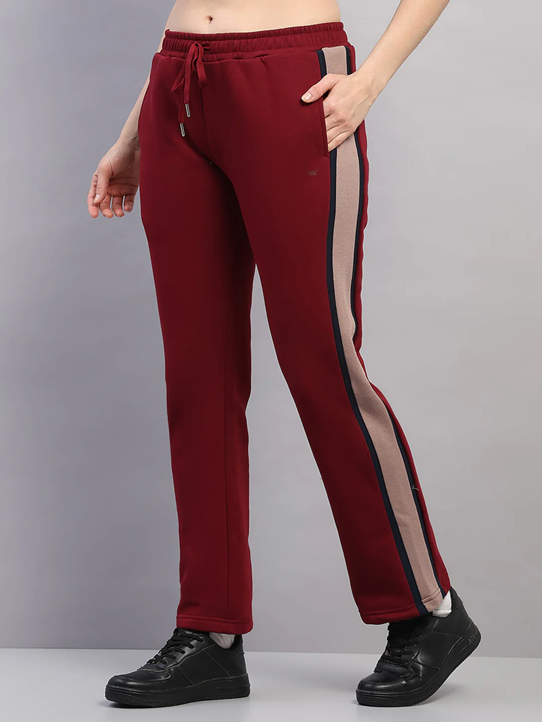 Women Maroon Printed Mock Neck Full Sleeve Winter Tracksuit - Image 6