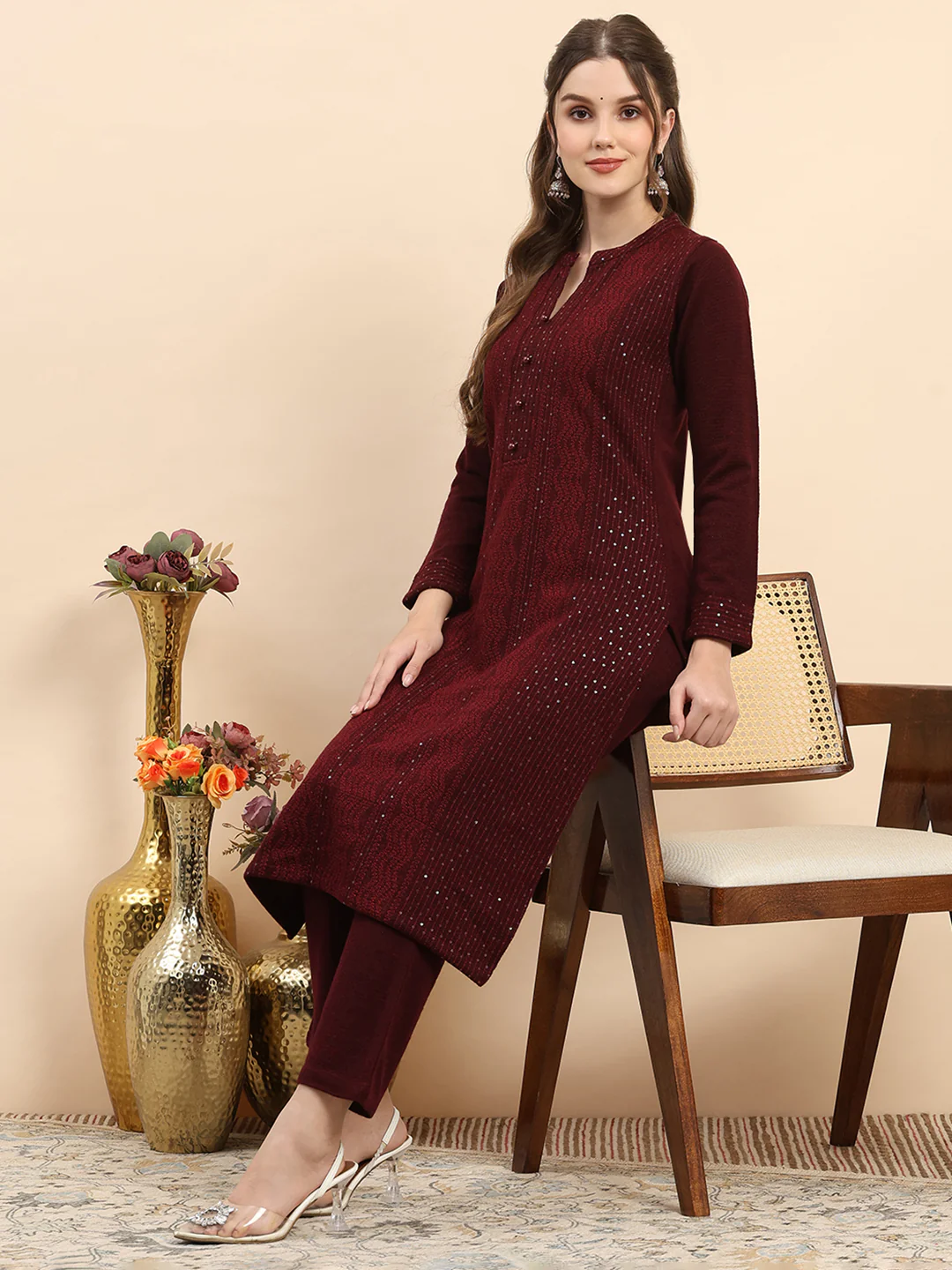 Women Maroon Printed Round Neck Full Sleeve Kurti Set for Winter - Image 2