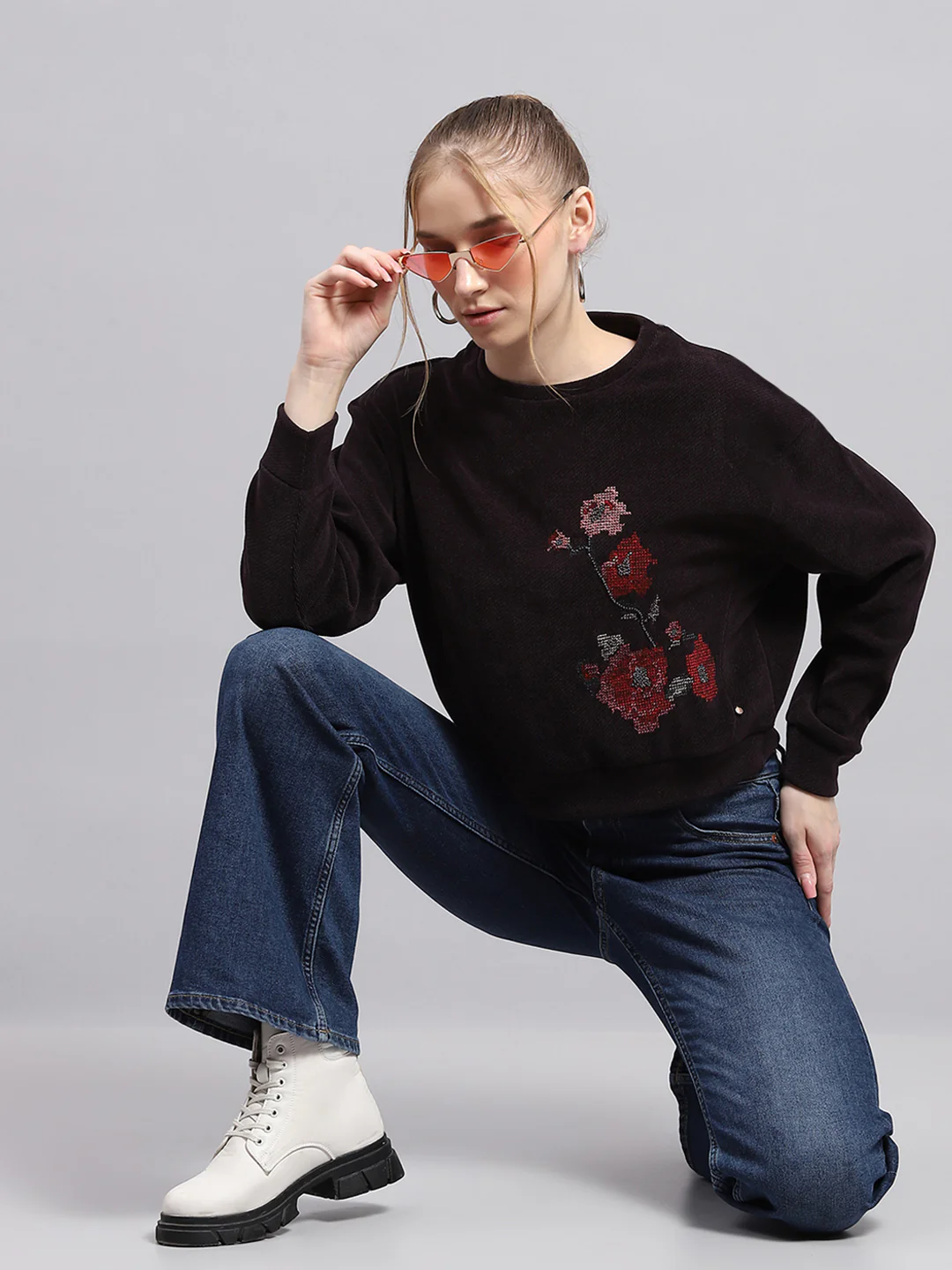 Women Maroon Printed Round Neck Full Sleeve Sweatshirt - Image 2