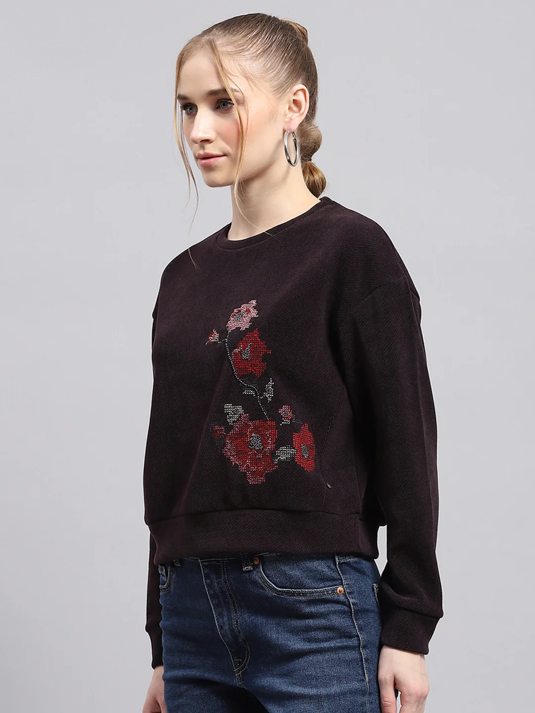 Women Maroon Printed Round Neck Full Sleeve Sweatshirt - Image 3