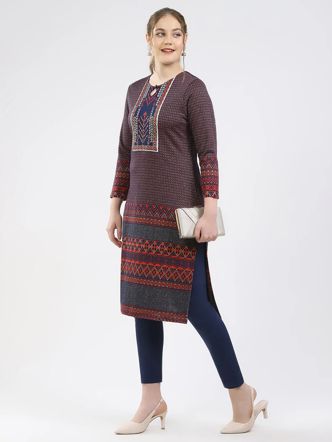 Women Maroon Printed Round Neck Full Sleeve Winter Kurti - Image 2
