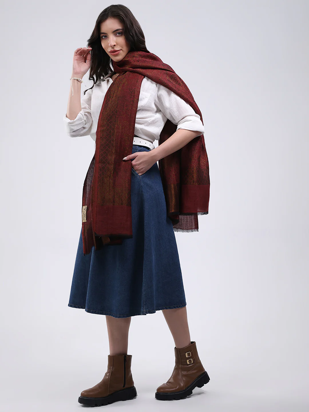 Women Maroon Printed Wool Blend Shawl - Image 3